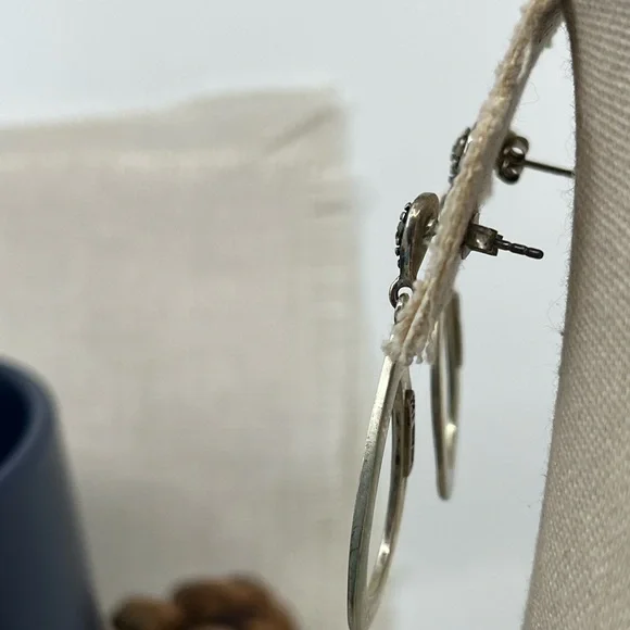 Vintage Suspicion Marcasite Pendant & Teardrop Earrings Set - Picture 12 of 17